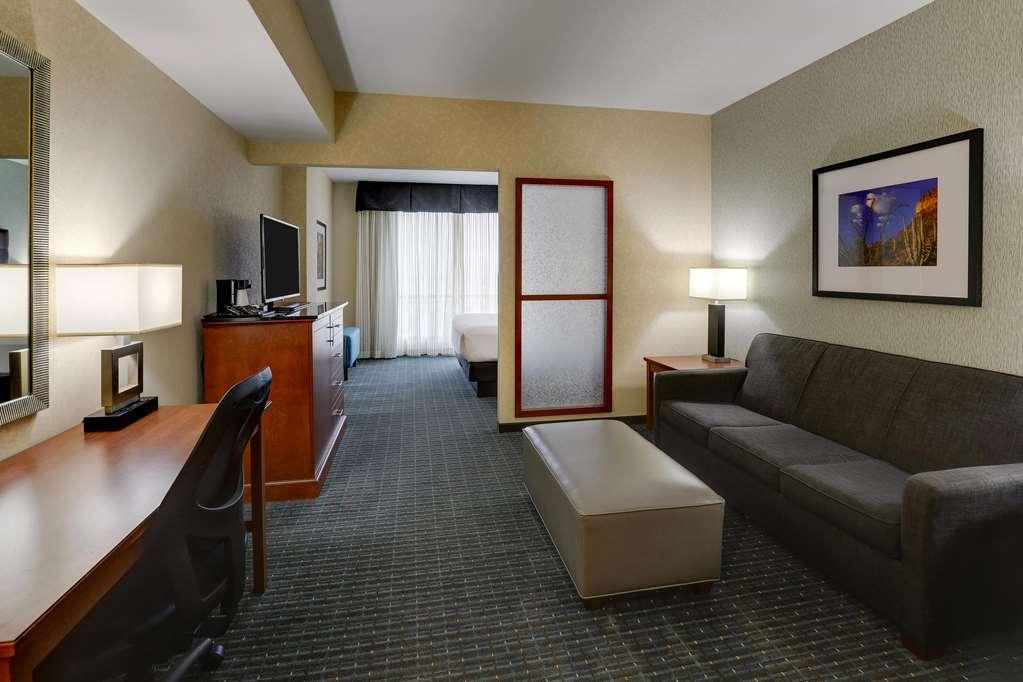 Drury Inn & Suites Phoenix Chandler Fashion Center Номер фото