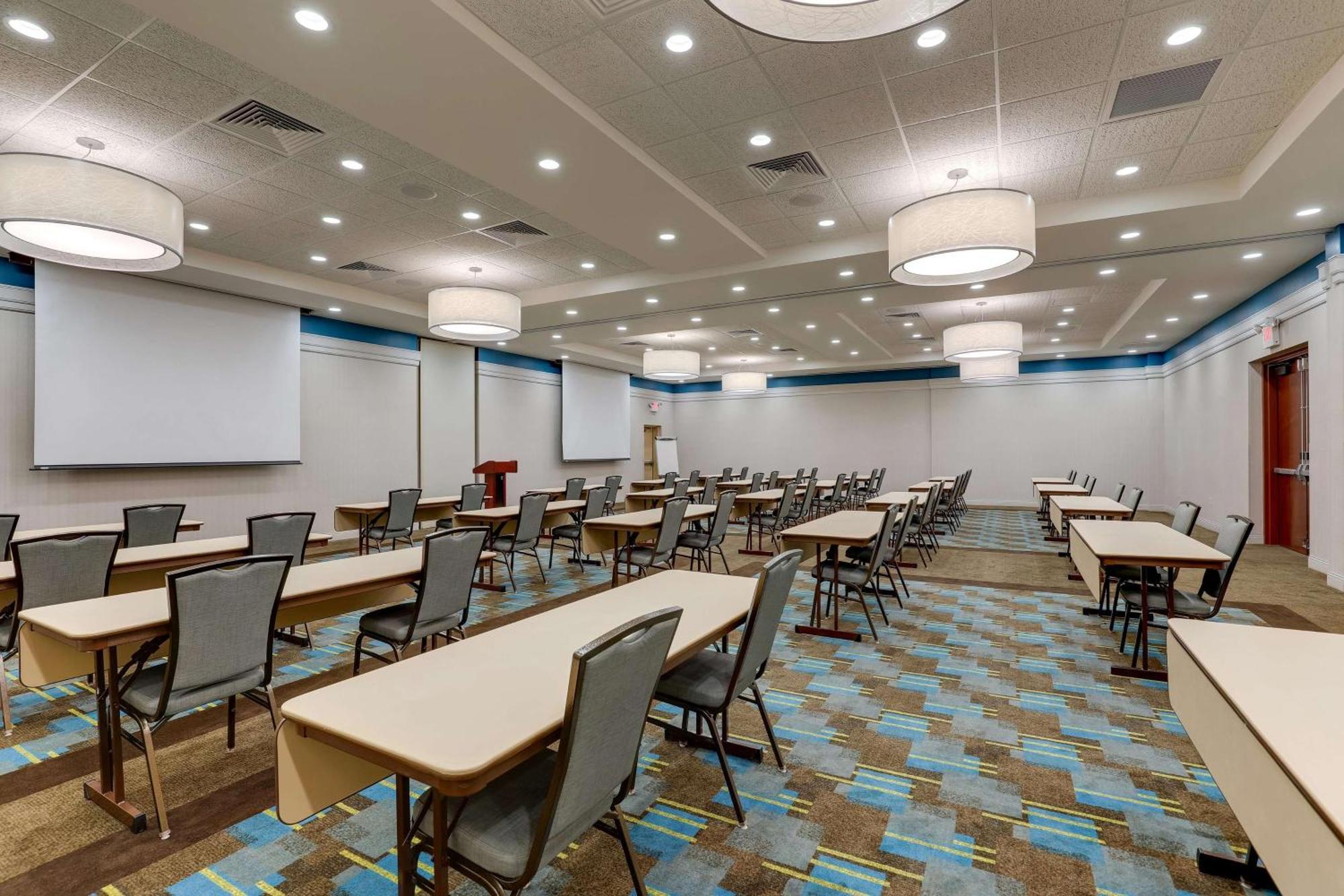 Drury Inn & Suites Phoenix Chandler Fashion Center Екстер'єр фото